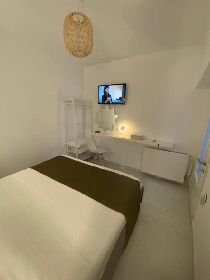 Candi Central Apartments Неос-Мармарас Экстерьер фото